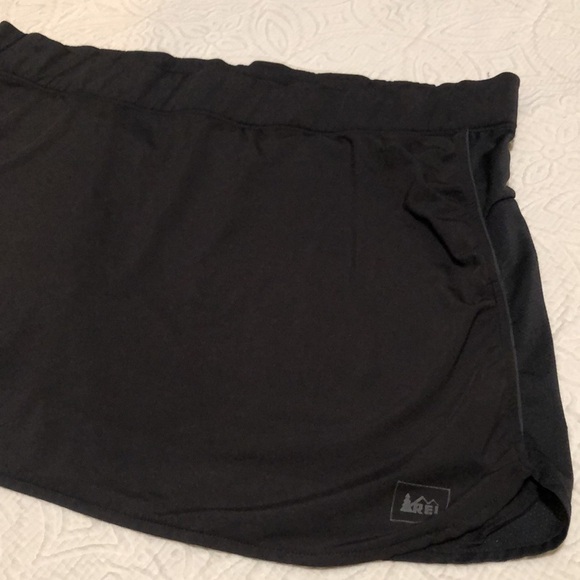 REI skorts - Picture 2 of 10